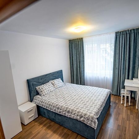 Apartament 3 Camere Royal ブラショフ エクステリア 写真